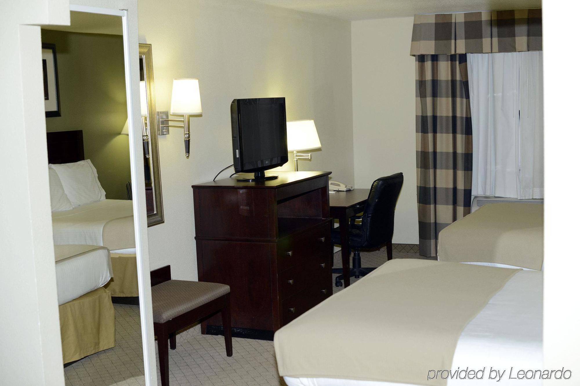 Holiday Inn Express & Suites Alamogordo Highway 54/70 By Ihg Bilik gambar